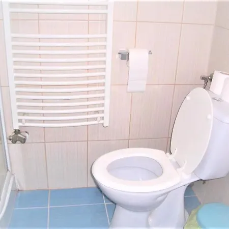 Triton Homestay szállás *